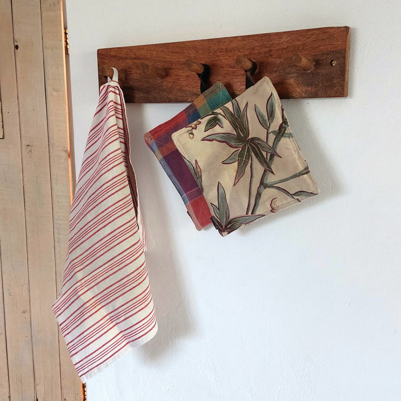 Country House Hook Board