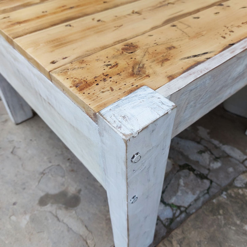 Soso Unique Coffee Table 058